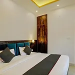 Hotel Grand King